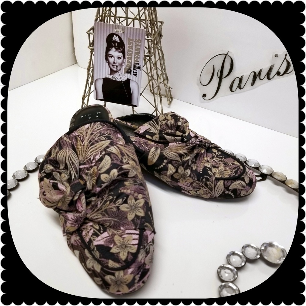 Vintage Black Satin Print Floral Mules - Picture 1 of 8